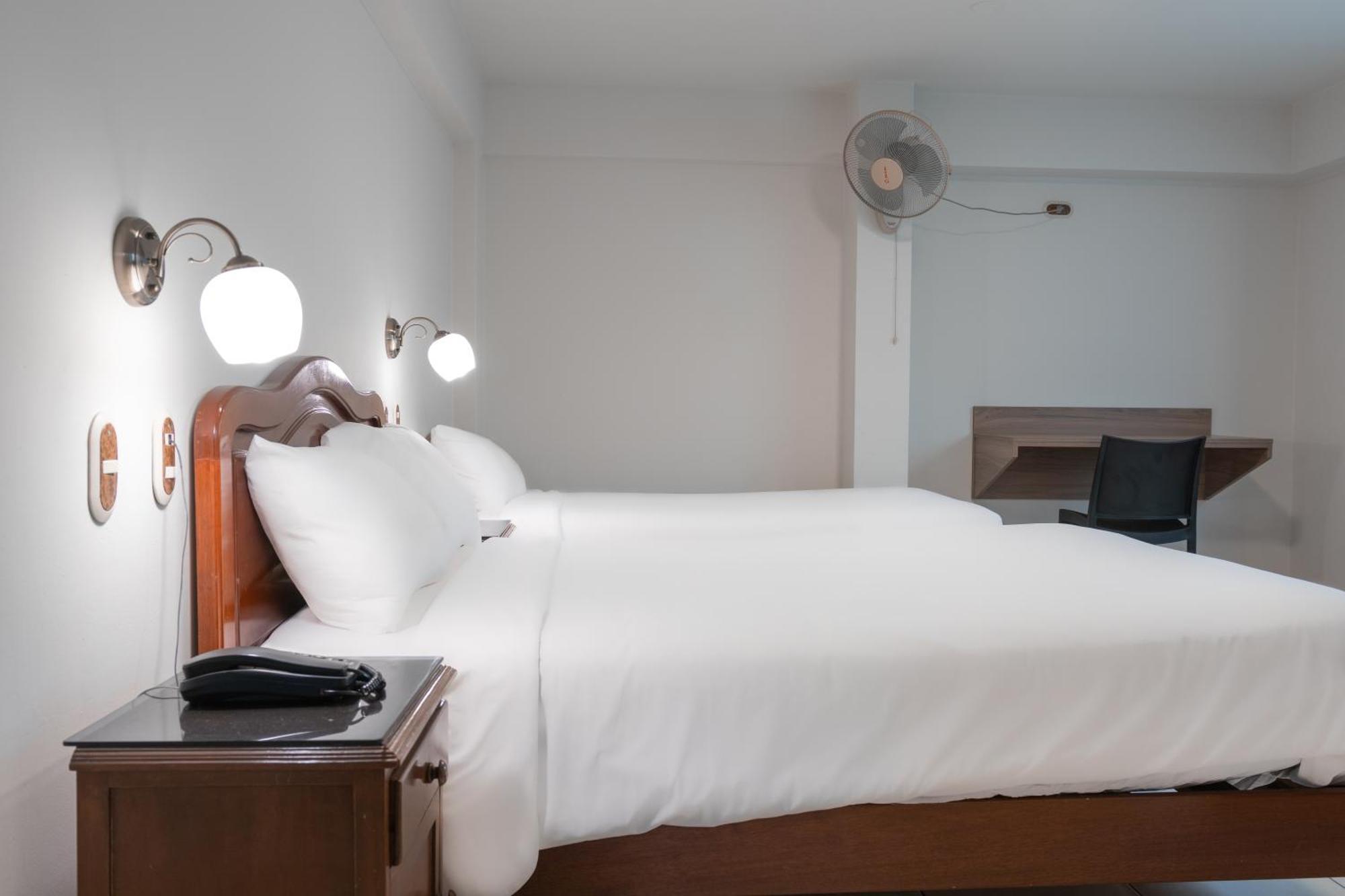 Hotel Alexander Трухильо Номер фото