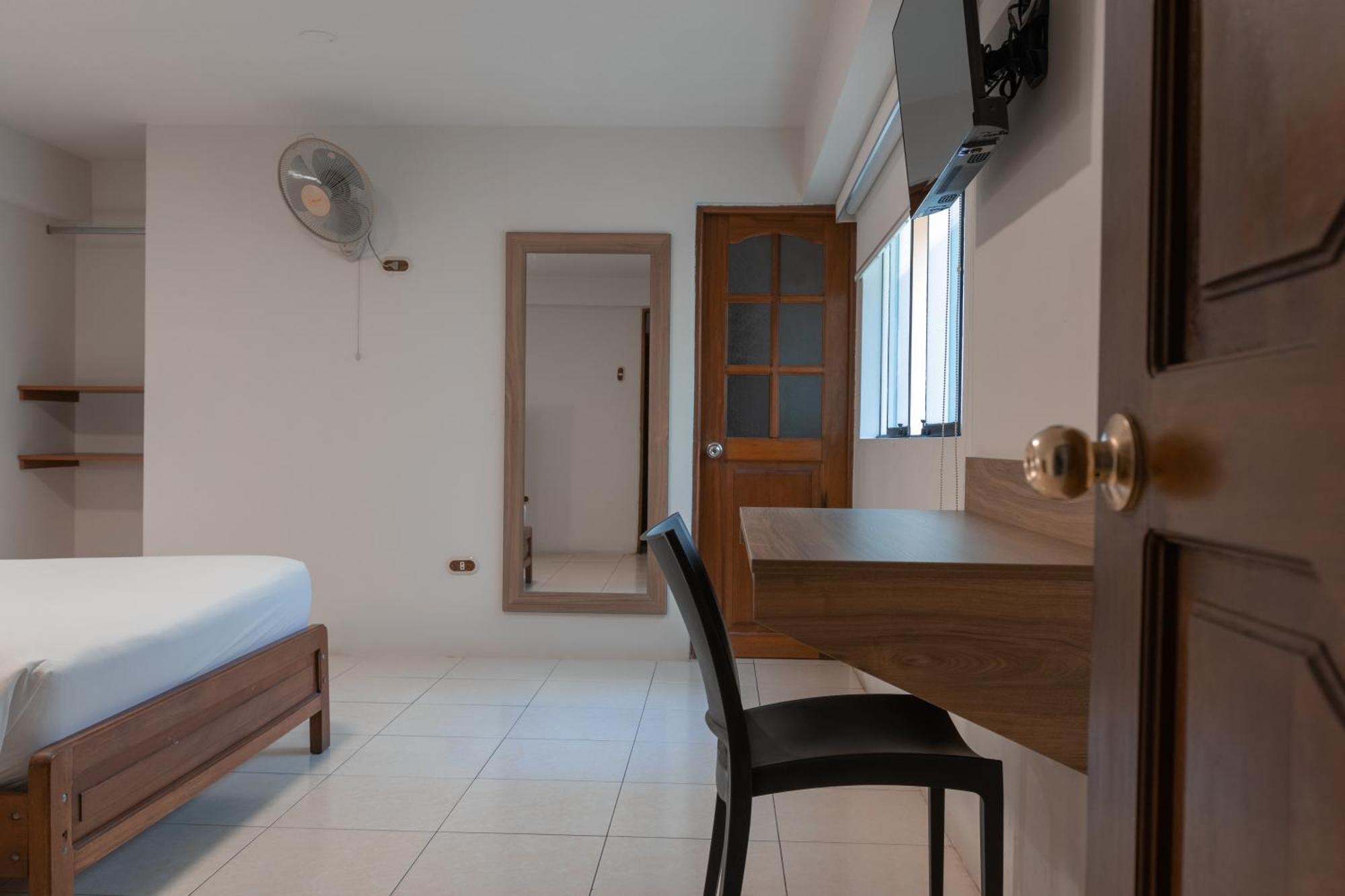 Hotel Alexander Трухильо Номер фото